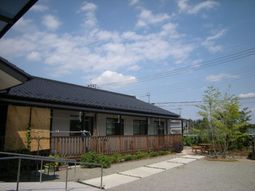 快適な中庭のある外観