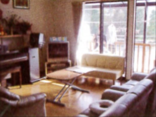 明るく広々とした居室