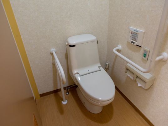 バリアフリーのトイレ設備