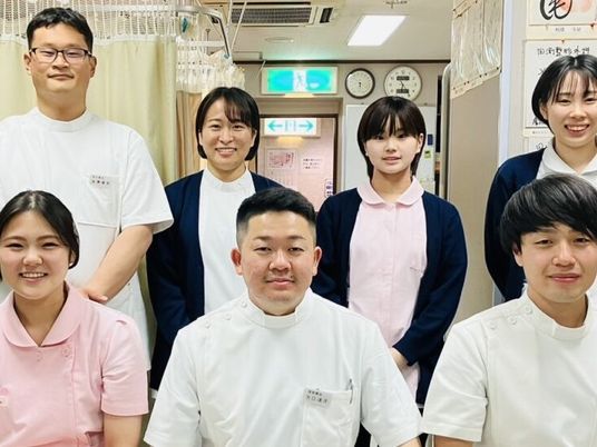 スタッフ集合の廊下  