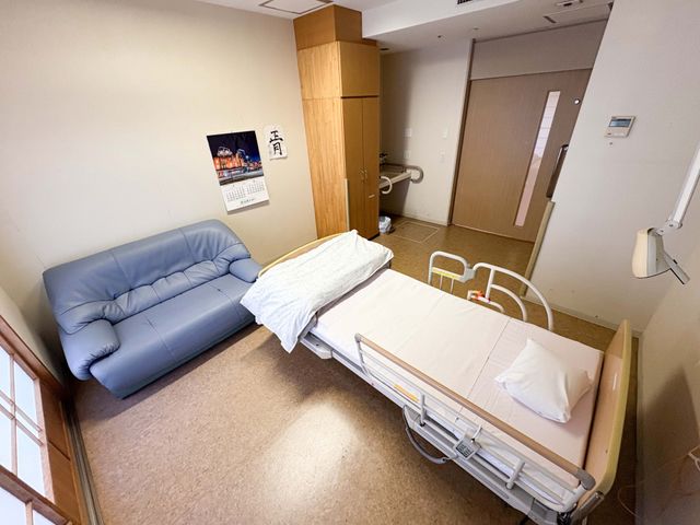 清潔感のある居室 居室 シンプルで落ち着いた色合いの個室。快適に過ごせる空間が広がっています。