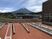 屋上の歩行路と富士山  
