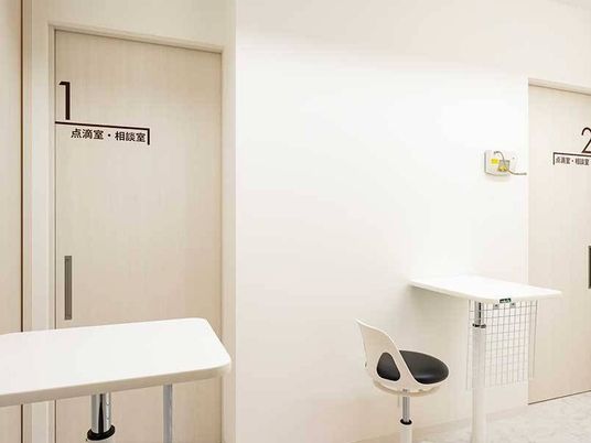 点滴室と相談室の廊下  