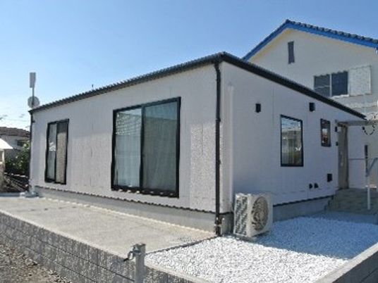 平屋の外観  