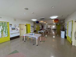 広い廊下