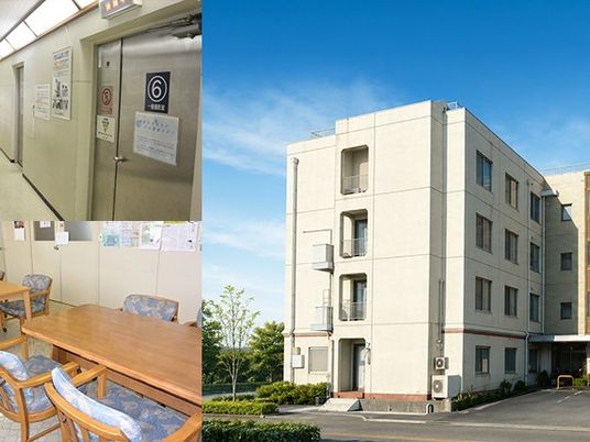施設の外観と共用室  