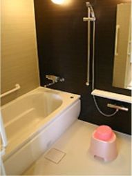 清潔感のある浴室