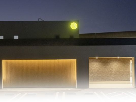 夜の外観  