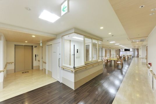 明るい廊下