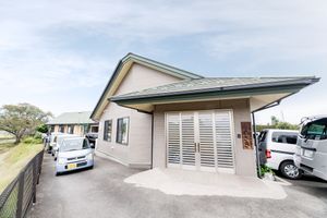 穏やかな雰囲気の外観
