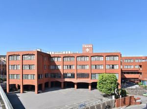 赤レンガの病院外観  