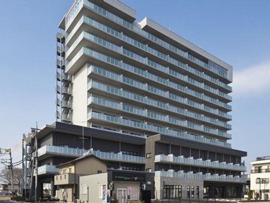 モダンな建物の外観