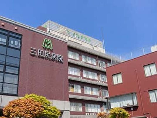 病院外観  