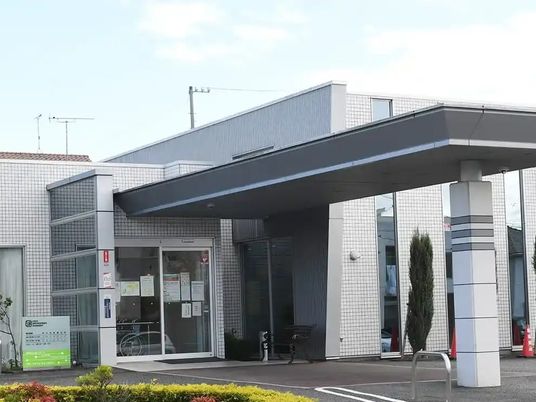 施設の正面玄関  