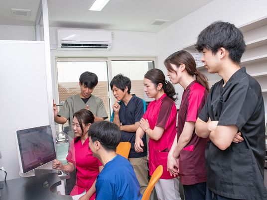 スタッフ研修の様子の多目的室  