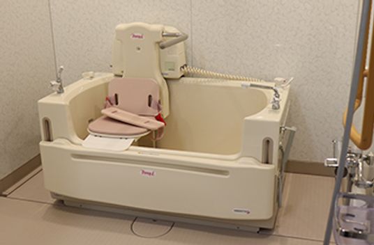 入浴設備の浴室