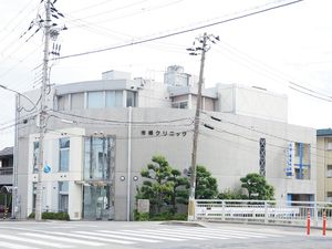 病院の建物外観  
