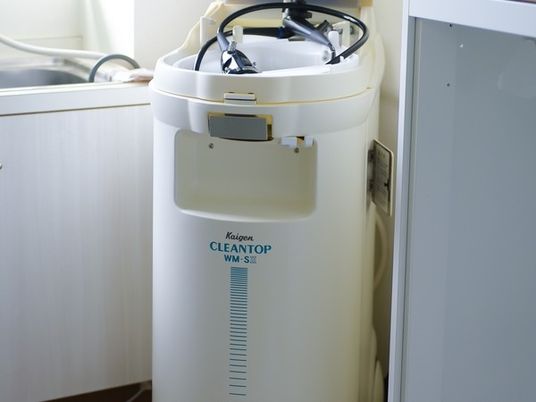 洗浄機器のある洗面台  