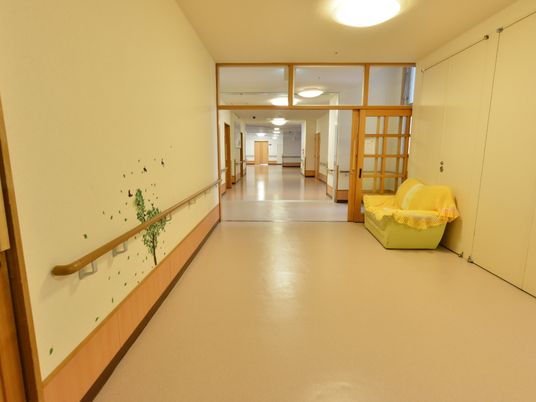 廊下とリラックスチェア