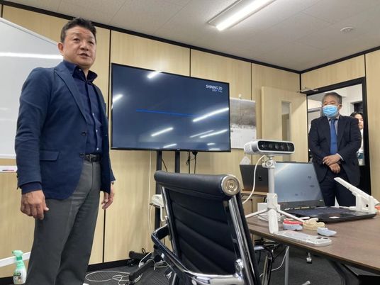 機器説明の会議室  