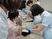 採血練習の様子の多目的室  
