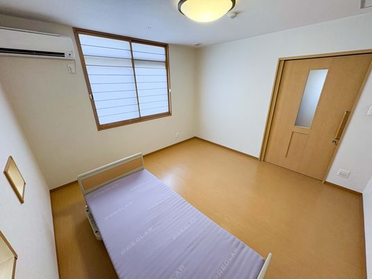 窓際の居室