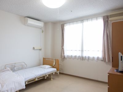  清潔な居室の一角 