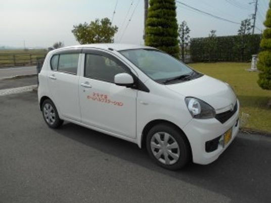 送迎車の外観  