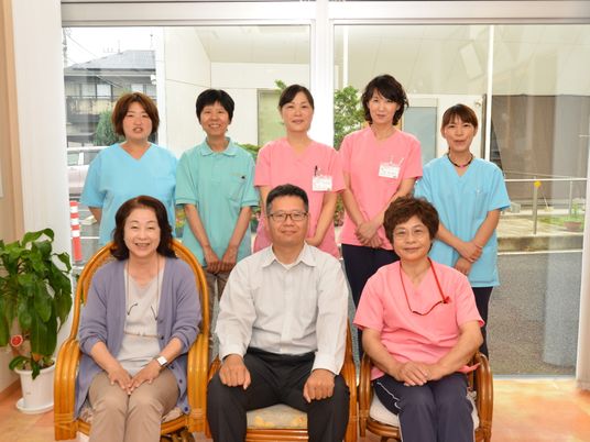 スタッフ集合写真