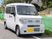 送迎車が停車する外観  