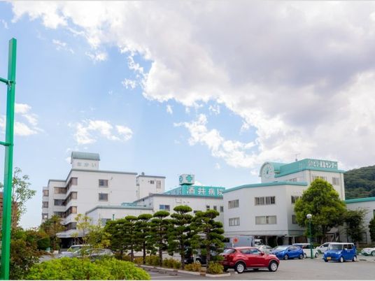病院併設の外観  