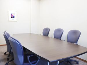 会議室のテーブル  