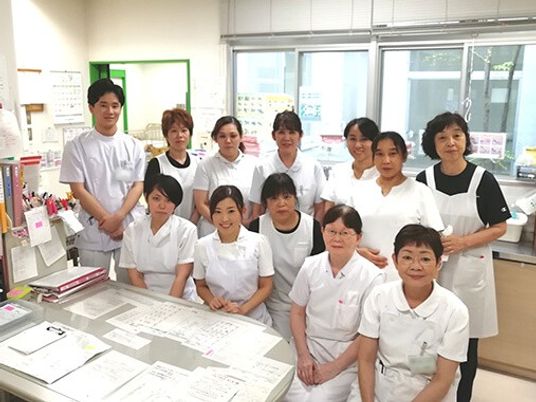 職員の集合写真