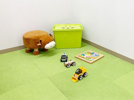 玩具のある多目的室  