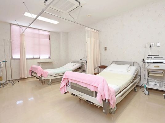 機能訓練室のベッド  