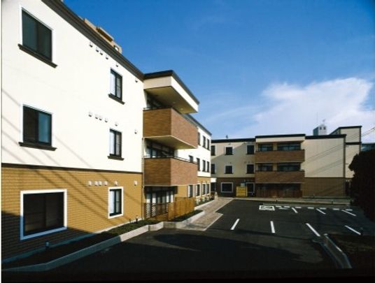 清潔な施設の外観