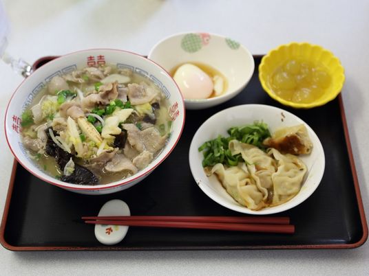 手作り感ある温かい料理
