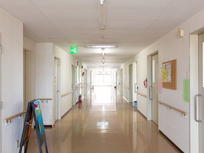 明るい廊下 
