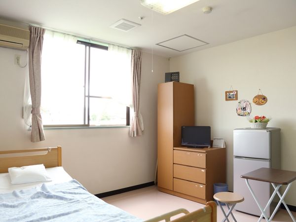 居室の明るいインテリア