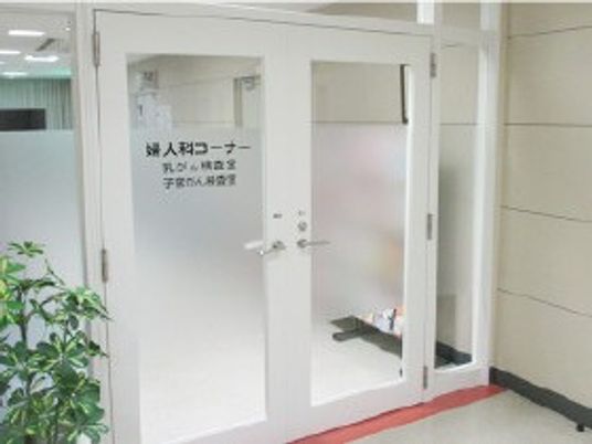 入浴介助コーナー前の出入口  