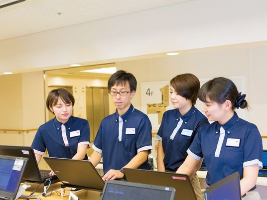 スタッフが集まるロビー  