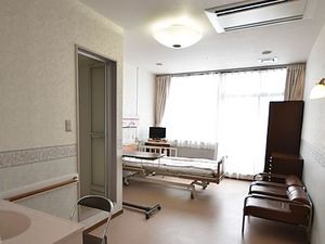 明るい居室  
