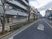 道路沿いの施設外観  