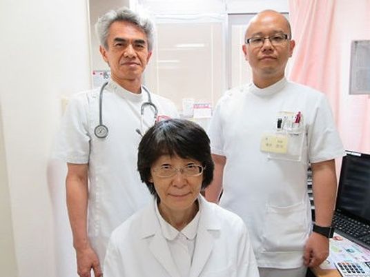スタッフ3人の集合  