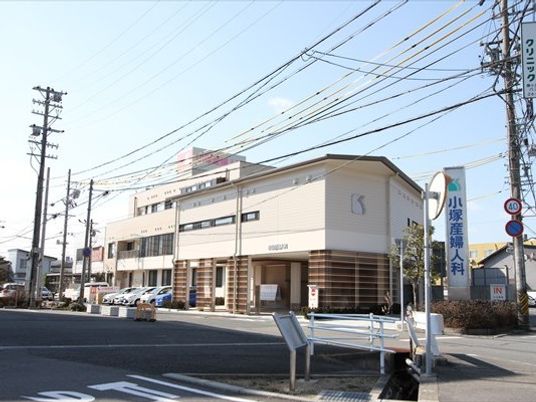 病院併設の外観  