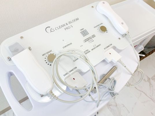 美顔機器の操作部  