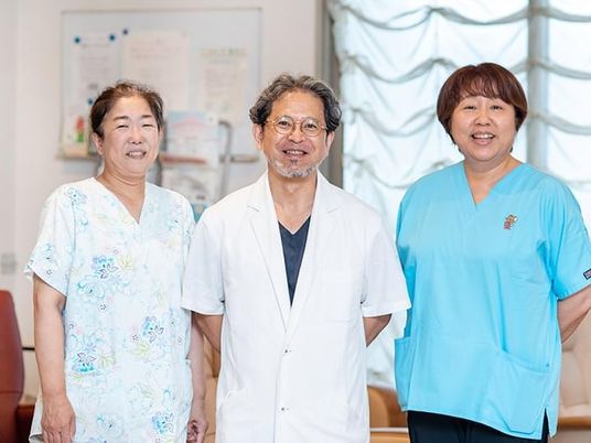 スタッフ3人の集合  
