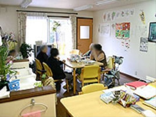 共有ラウンジの日常風景