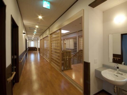 和風のデザイン廊下