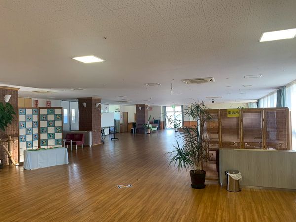 広々とした明るい空間